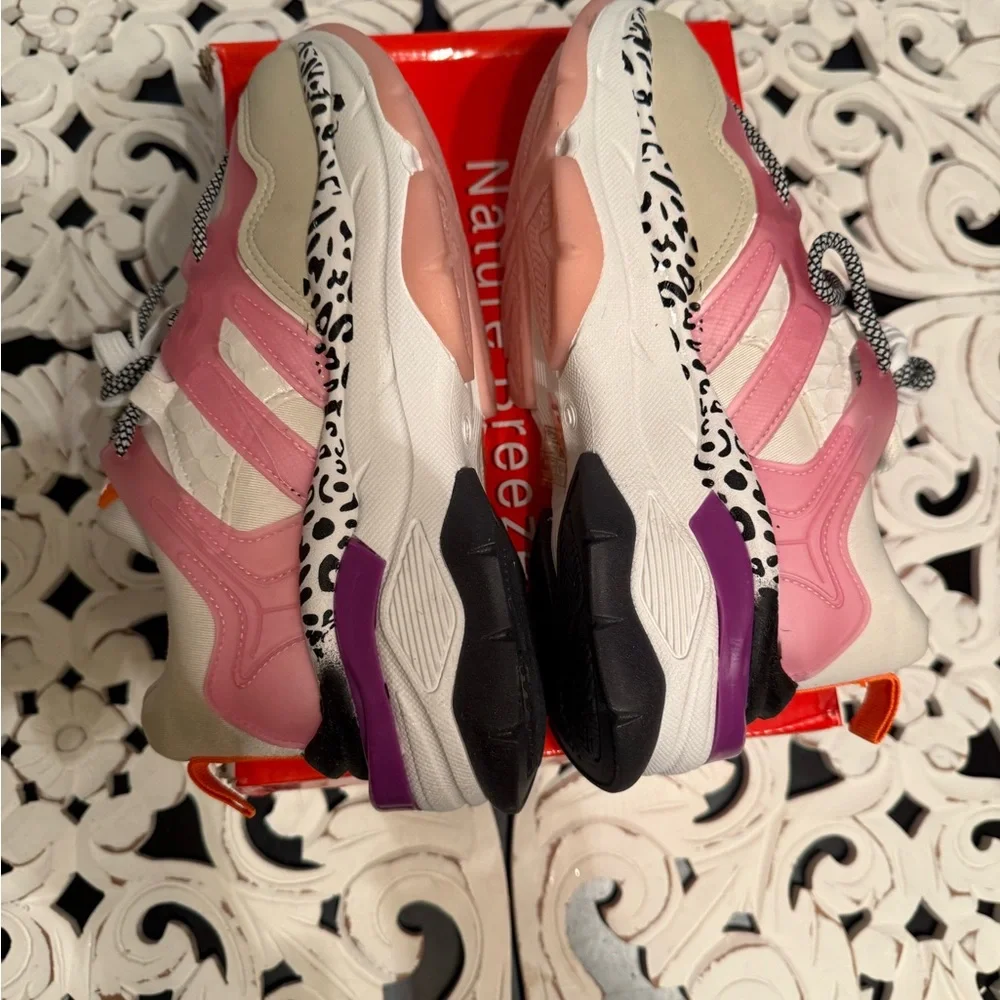 Nature Breeze Women's Chunky Dad Sneakers - Pink, White, Black Size 9 NIB - Picture 2 of 8
